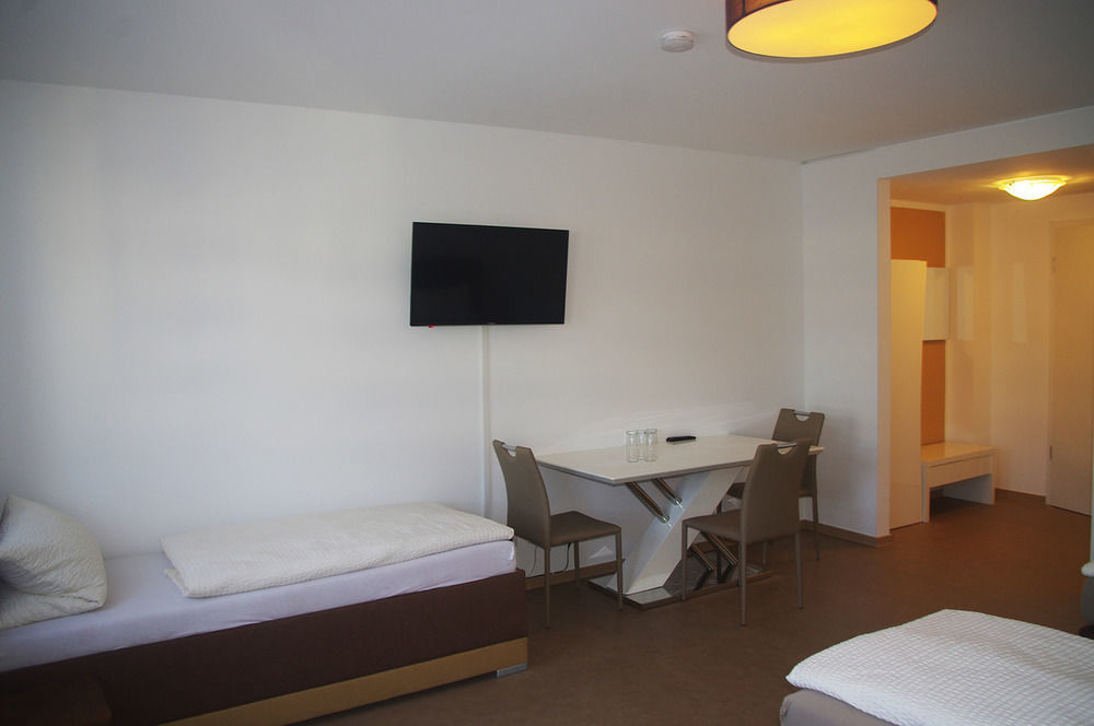 Aparthotel Magnolia Oberursel Zewnętrze zdjęcie